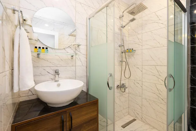جناح بغرفتي نوم، Castillo Rojo Hotel Istanbul 9/10