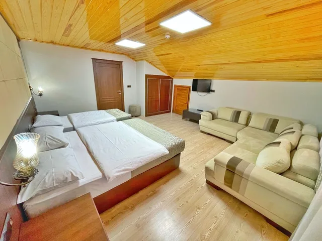 Residential, Suite, 1 Queen and 1 Single Bed, Sofa، MY HOME UZUNGOL 2/2