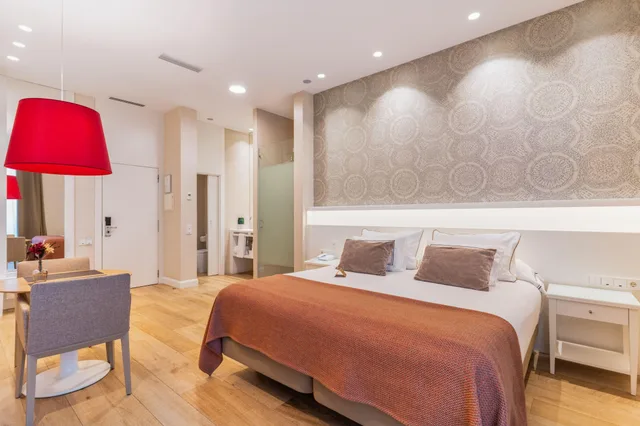 غرفة بريميوم بسرير كينج، Melia Plaza Valencia Hotel 10/10