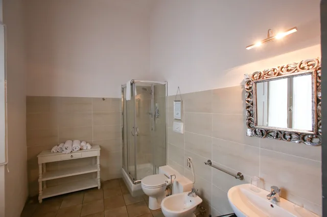 غرفة سوبيريور بسرير كوين بإطلالة على المدينة، B&B Palazzo Del Magnifico 7/10