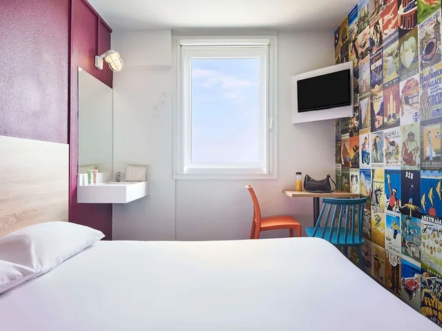 Tande, Double Bed، hotelF1 Roissy CDG 2/4