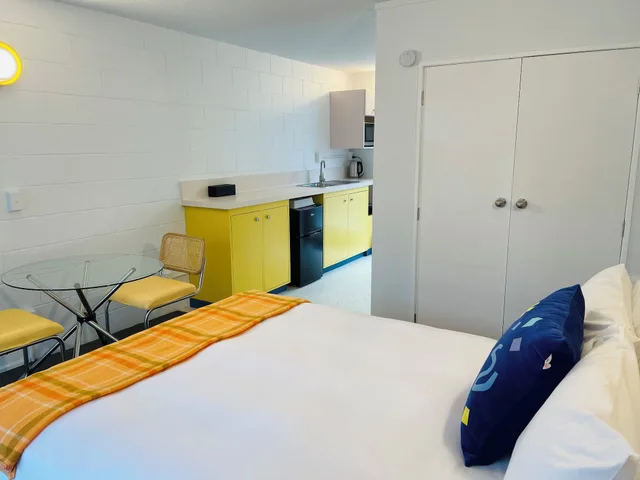 استوديو ديلوكس بسرير كوين بمطبخ صغير، Mt Eden Motel 3/7