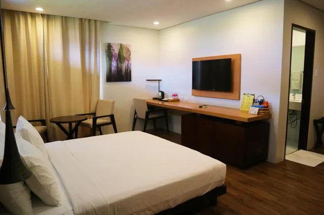 Semi Room, Duplex, King Bed، Dolores Tropicana Resort 1/1
