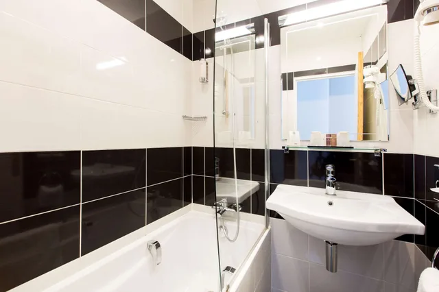 غرفة تنفيذية بسرير كوين، Quality Hotel Bordeaux Centre 6/6