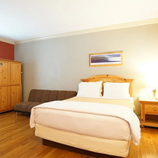 غرفة ديلوكس بسرير كوين، Southampton Long Island Hotel 1/10