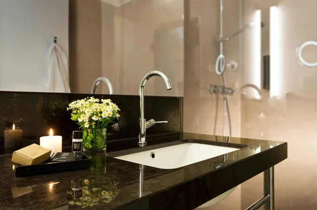غرفة قياسية بسرير كينج، Hotel 47 2/2