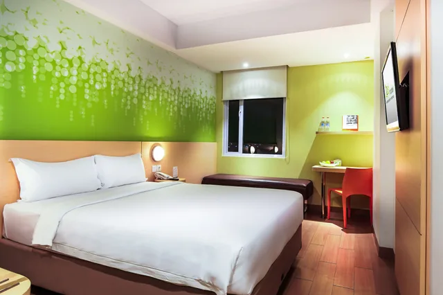 Zest, Queen Bed، Zest Harbour Bay Batam by Swiss-Belhotel International 1/5