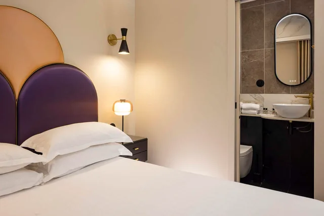غرفة بريفيليج بسرير مزدوج، Hotel Mondial 4/4