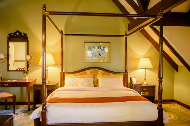 Deluxe King, Windsor Golf Hotel And Country Club 3/10