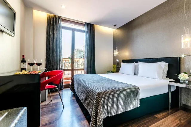 غرفة بشرفة مفردة بسرير كينج، Dorma Ramblas Boqueria 3/5