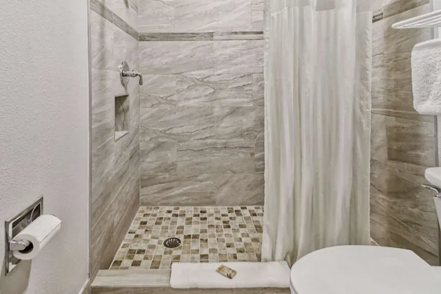 جناح بسرير كينج، Rodeway Inn & Suites Haines City - Winter Haven 2/2