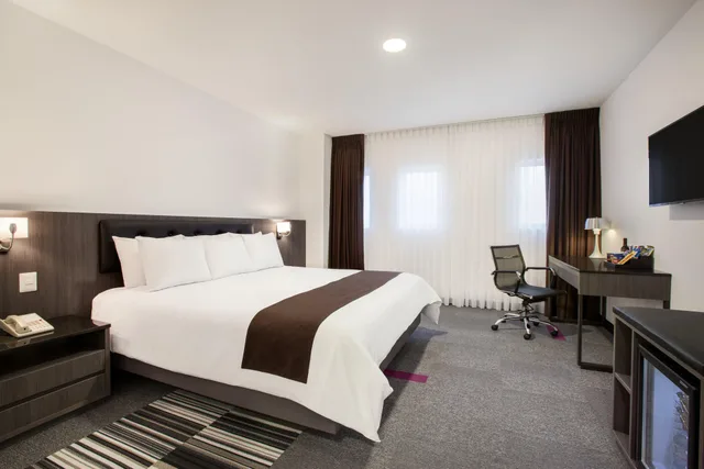 غرفة قياسية بسرير مزدوج، Wyndham Costa del Sol Lima Airport 2/3