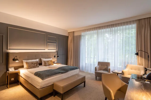 Elegant, King Bed، Parkhotel Kurhaus Bad Kreuznach 6/10
