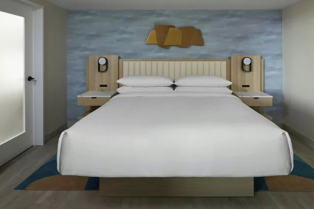 جناح كلوب بغرفة نوم واحدة، Toronto Airport Marriott 1/4