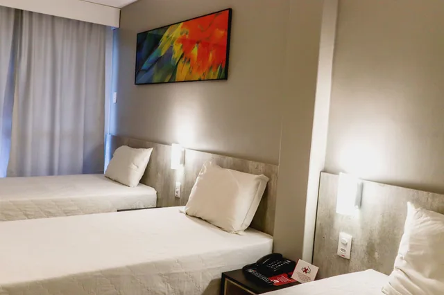 غرفة رباعية بأربعة أسرّة، Hotel Brasil Express 1/2
