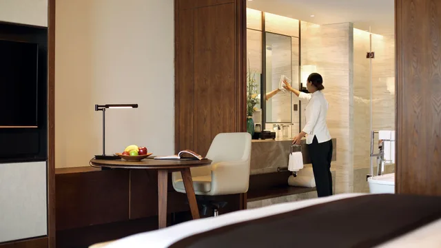1 Bedroom, Suite, King Bed, Single Bed, InterContinental Shanghai Hongqiao NECC, an IHG Hotel 6/6
