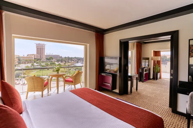 جناح بإطلالة، Movenpick Aswan 3/6
