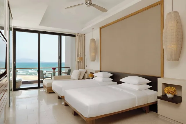 غرفة كلوب بسريرين منفصلين بإطلالة على البحر، Hyatt Regency Danang Resort And Spa 2/10
