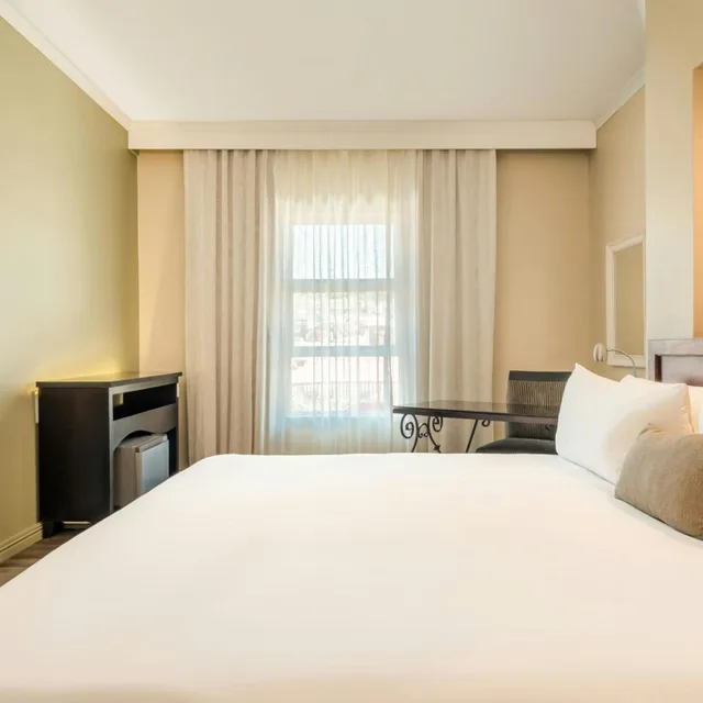غرفة بسرير كينج، Protea Hotel Nelspruit 1/18