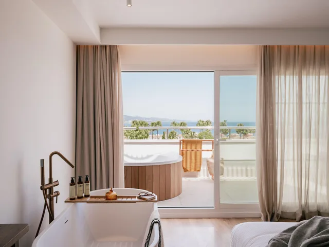 بنتهاوس بمسبح خاص، ME Marbella 1/1