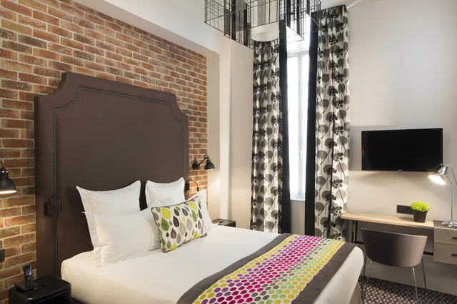 غرفة كلوب بسرير مزدوج، Hotel Fabric 1/7