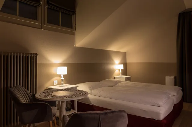 Room, Double Bed, Balcony, Hotel Emmental 1/4