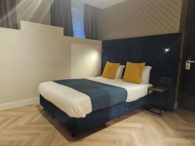 غرفة بسرير مزدوج وسرير فردي، Hotel Washington 4/4