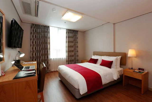 غرفة بسرير مزدوج، Ramada by Wyndham Seoul Dongdaemun 2/4