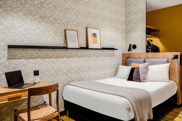 Economy, Double Bed, Republik Hotel 1/3