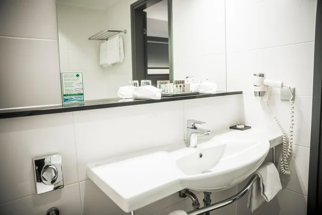 غرفة بسرير كينج بإطلالة على الحديقة، Parkhotel Kurhaus Bad Kreuznach 9/9
