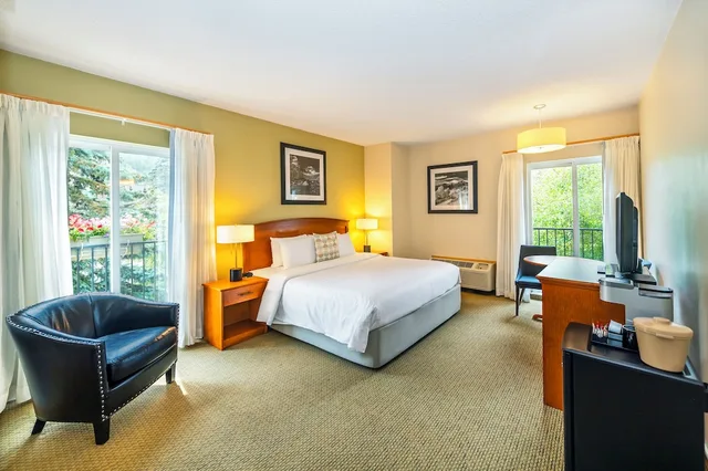 Deluxe One King، Banff Inn 2/10