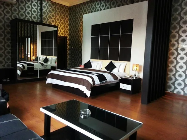 Executive, Suite, Double Bed, Hotel Harmony In Pontianak 2/2