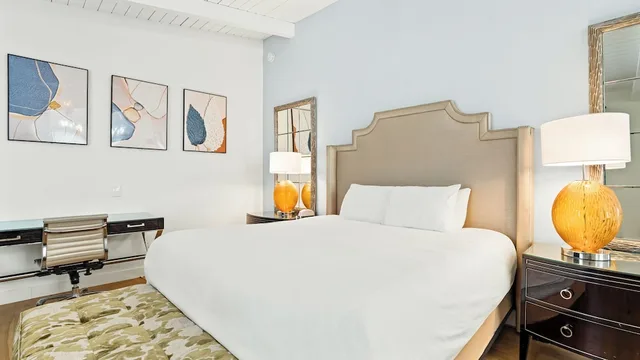Grand, Suite, King Bed, Sofa, Pacific Crest Hotel Santa Barbara 3/3