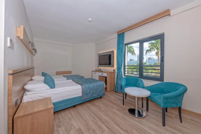 غرفة عائلية، Meryan Hotel 1/7