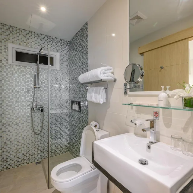 Deluxe, Double Bed, Balcony, The Beachfront Hotel Phuket 1/4
