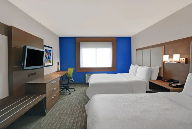 غرفة بسريرين كوين، Holiday Inn Express Marshall 1/4