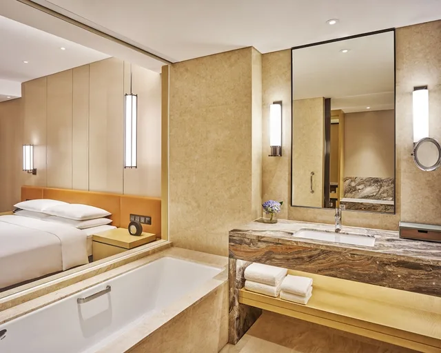 غرفة كلوب بسرير كينج بإطلالة على البحر، Hyatt Regency Shenzhen Yantian 3/3