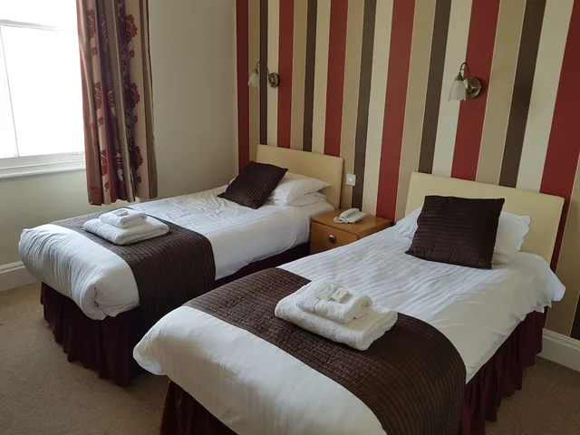 غرفة بسريرين منفصلين، Chatsworth House Hotel 3/4