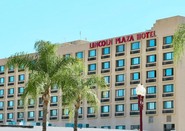 غرفة أساسية مفردة بسرير كينج بحمام خاص، Lincoln Hotel Monterey Park Los Angeles 1/1