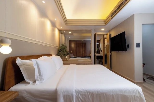 غرفة ديلوكس بسرير كينج بإطلالة على الجبل، Kangsadarn Resort 6/10