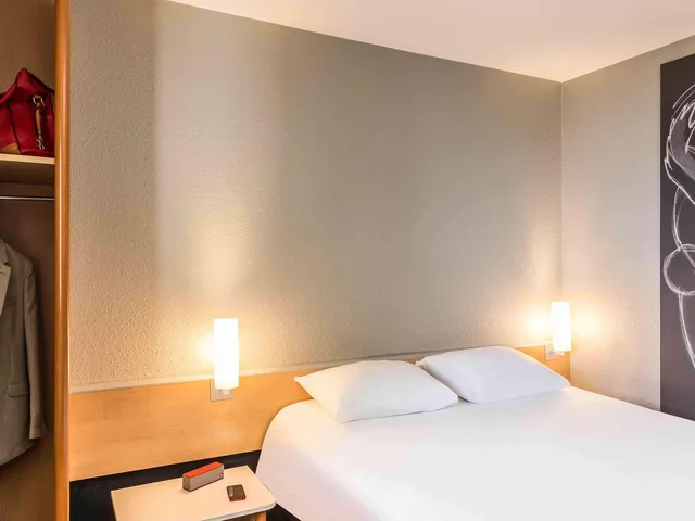 غرفة بسرير مزدوج، Ibis Thonon Evian 2/3