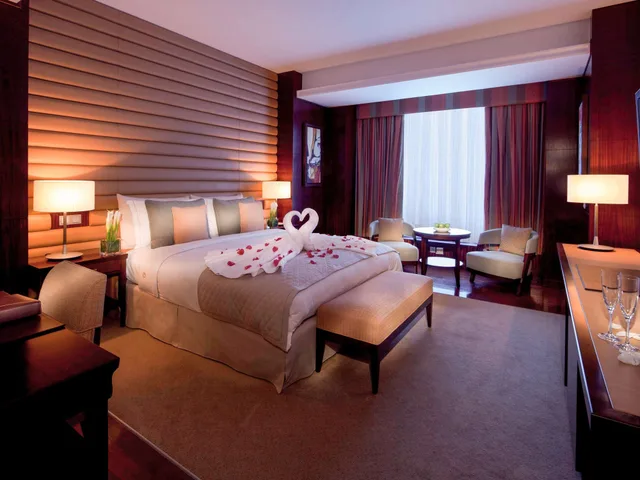 غرفة بريميوم بسرير كينج بإطلالة على المدينة، La Cigale Hotel 2/8