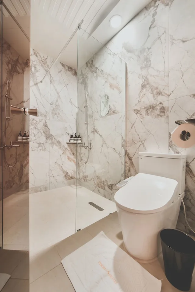 غرفة بريميوم بسرير كوين وسرير فردي، Hotel Insomnia 9/10