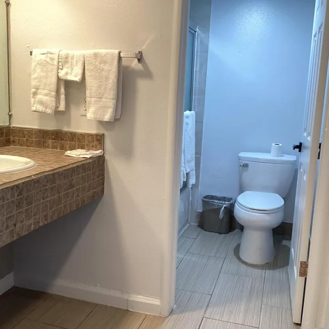 غرفة بسريرين كوين، Motel6 Selma, CA 9/10