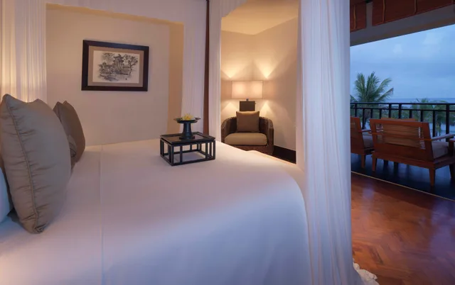 Seminyak, Suite، The Legian Bali 2/4