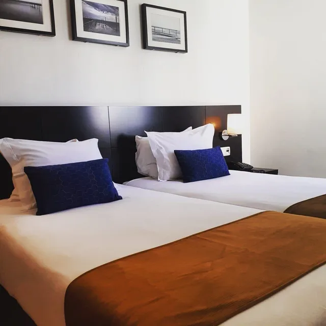 غرفة قياسية بسريرين منفصلين، Lisbon City Hotel 1/3