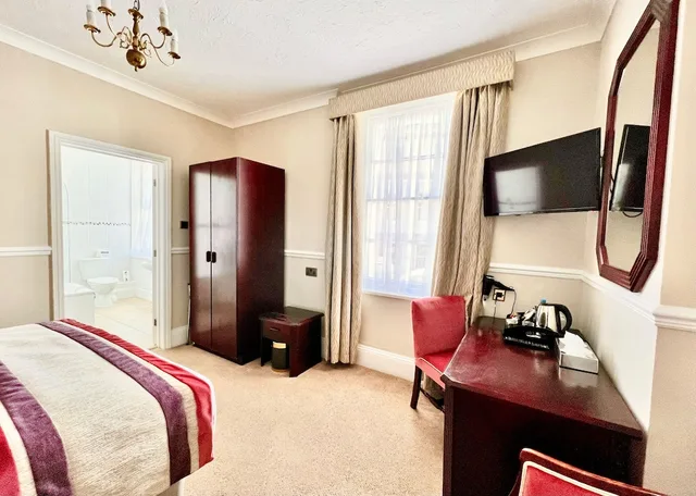 Inland, Superior, Double Bed، The Abbey Sands Hotel 3/9