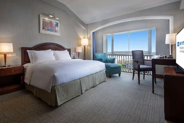غرفة بزنس سوبيريور بسرير كينج، Wyndham Beijing North 1/7