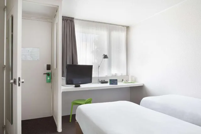 Next Generation, Junior, Twin Beds, 3 Beds, Campanile Toulon La Seyne Sur Mer Sanary 4/6