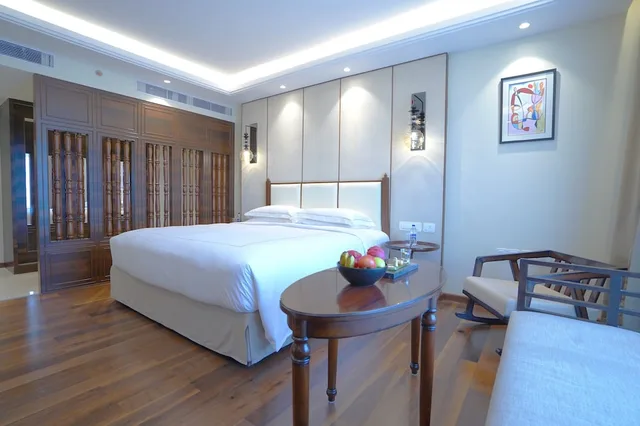 Deluxe, King Bed, Taj Tirupati 2/4